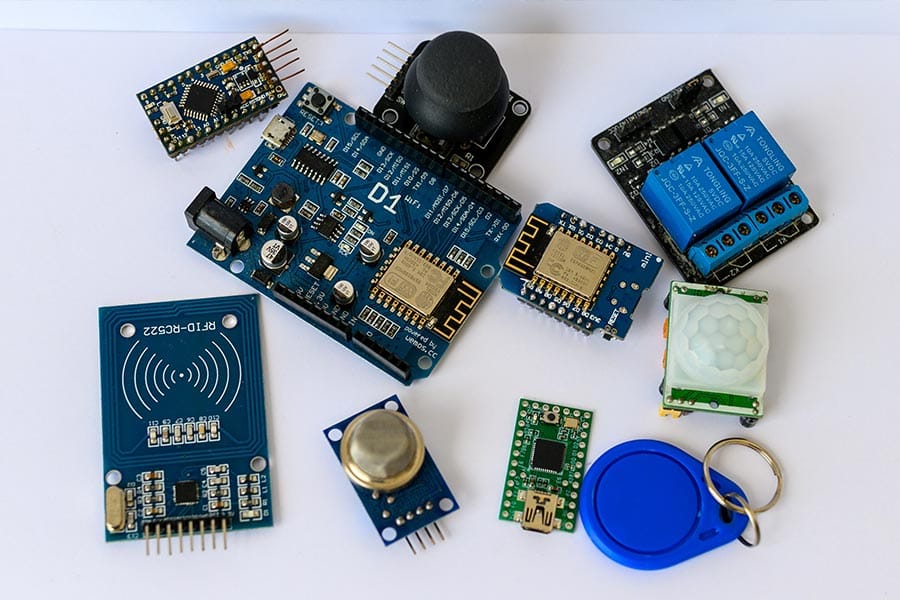 How to Select High-Quality Electronic Components for Wholesale: A Complete Guide
